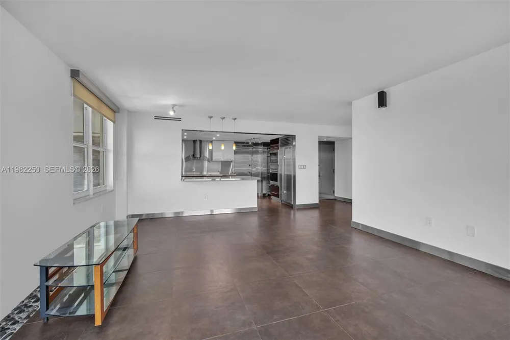 199 Ocean Lane Dr #1009 Key Biscayne, FL 33149