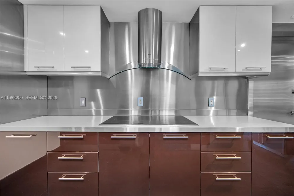 199 Ocean Lane Dr #1009 Key Biscayne, FL 33149