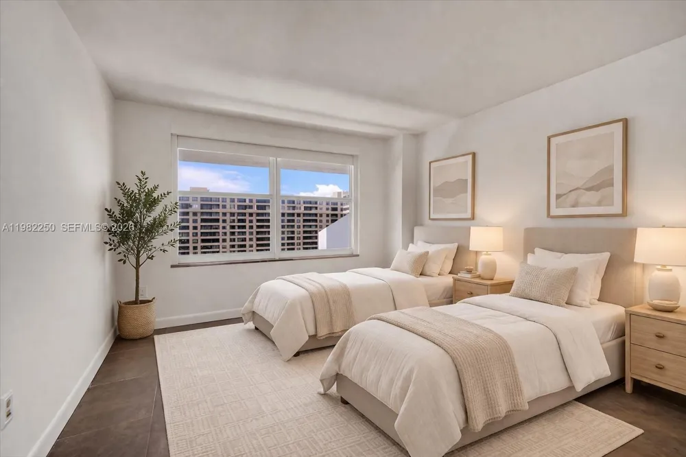 199 Ocean Lane Dr #1009 Key Biscayne, FL 33149