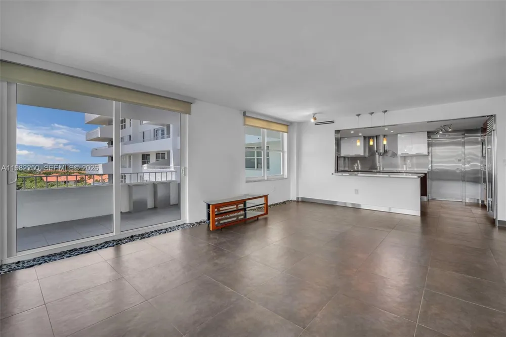 199 Ocean Lane Dr #1009 Key Biscayne, FL 33149