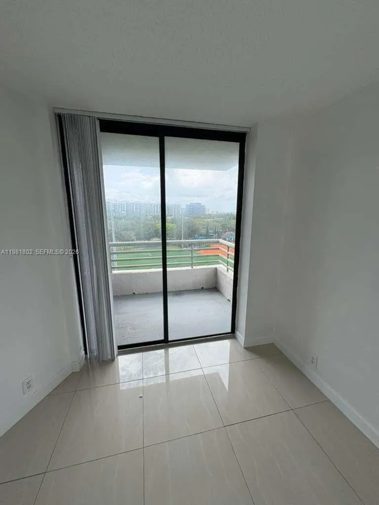 3300 NE 191st St #801 Aventura, FL 33180