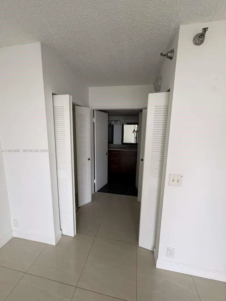 3300 NE 191st St #801 Aventura, FL 33180