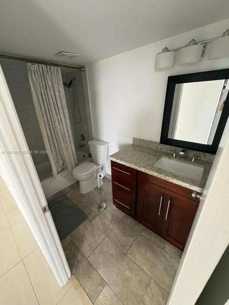 3300 NE 191st St #801 Aventura, FL 33180