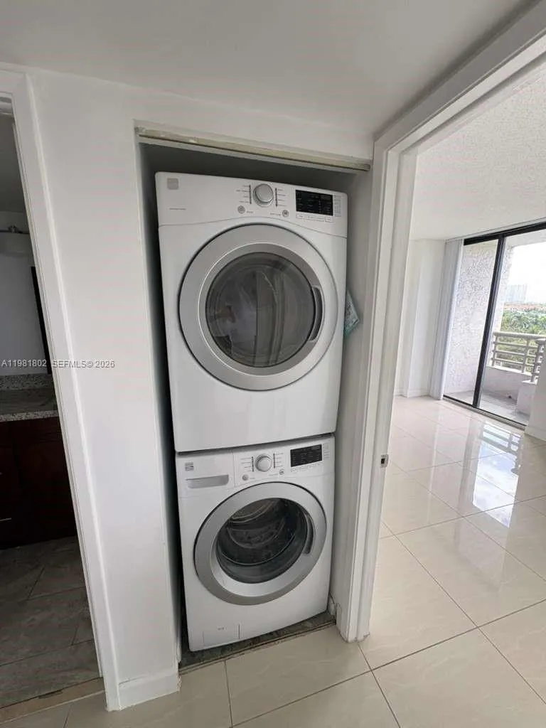 3300 NE 191st St #801 Aventura, FL 33180