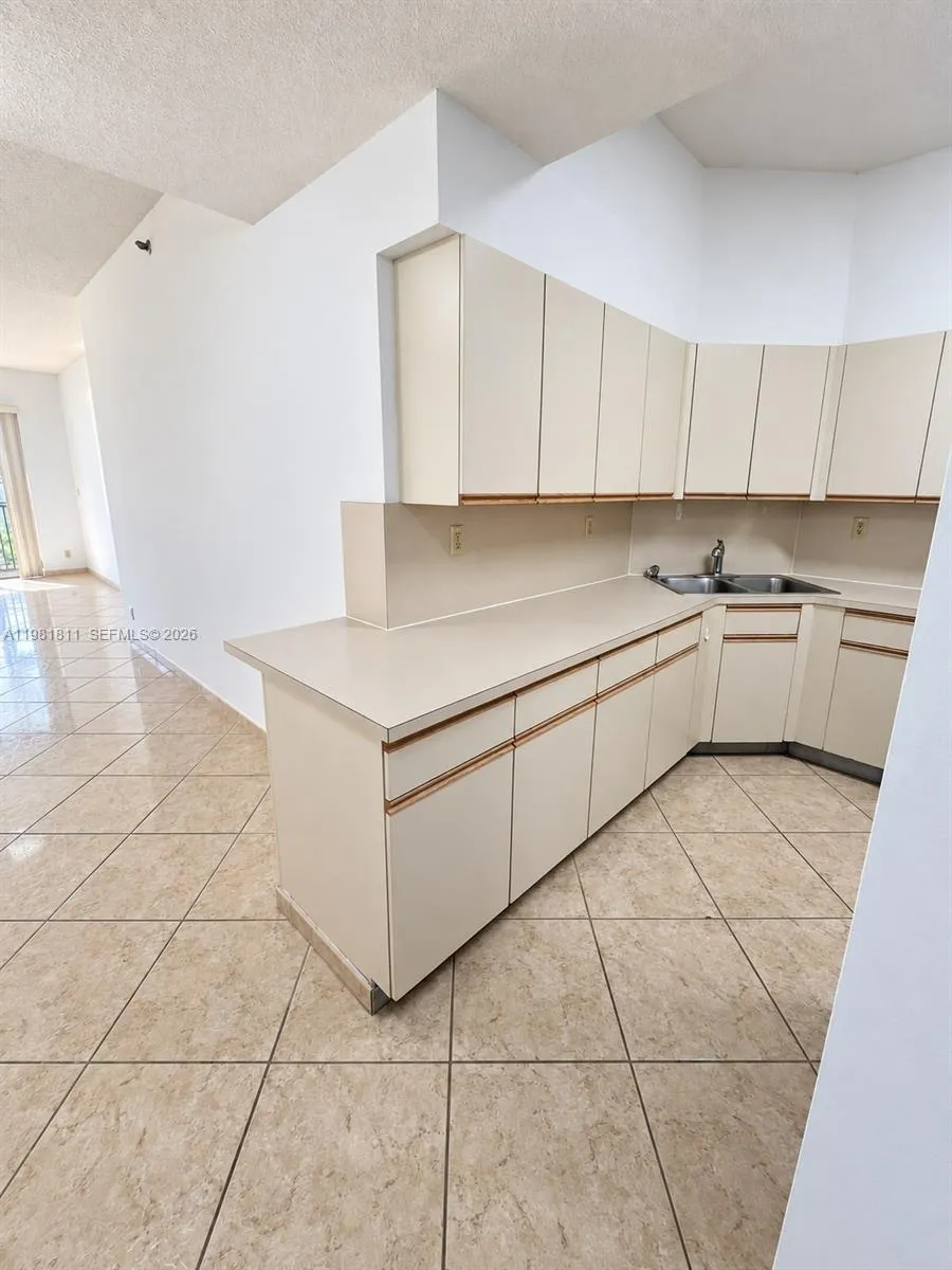 8816 Collins Ave #105 Surfside, FL 33154