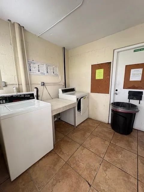 70 NE 202nd Ter #T12 Miami Gardens, FL 33179