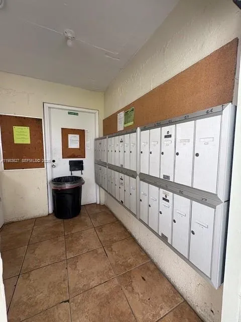 70 NE 202nd Ter #T12 Miami Gardens, FL 33179