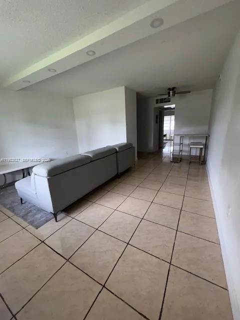 70 NE 202nd Ter #T12 Miami Gardens, FL 33179