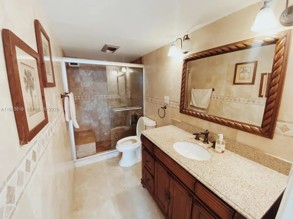 11111 Biscayne Blvd #8F Miami, FL 33181