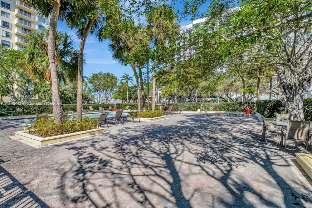 11111 Biscayne Blvd #8F Miami, FL 33181