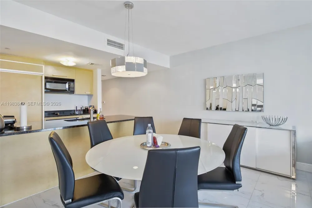 1800 S Ocean Dr #909 Hallandale Beach, FL 33009