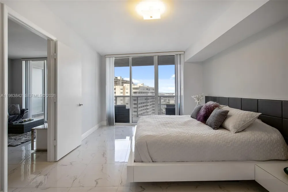 1800 S Ocean Dr #909 Hallandale Beach, FL 33009