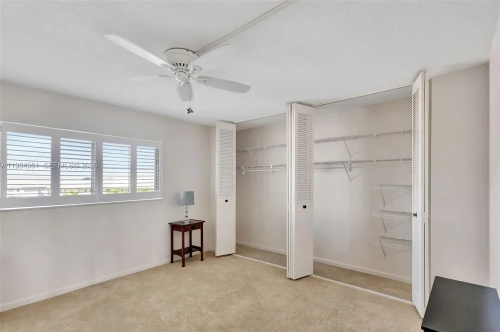 801 Lake Shore Dr #403 Lake Park, FL 33403