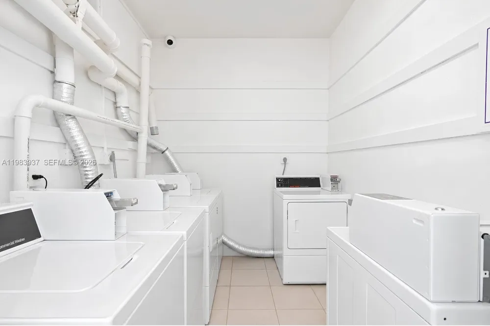 1185 Marseille Drive #202 Miami Beach, FL 33141