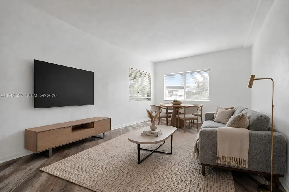 1185 Marseille Drive #202 Miami Beach, FL 33141