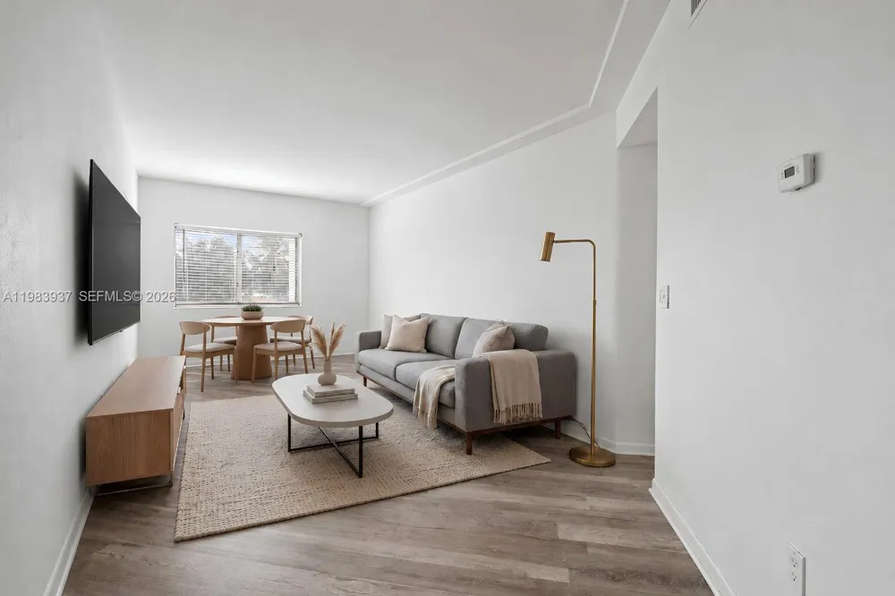 1185 Marseille Drive #202 Miami Beach, FL 33141