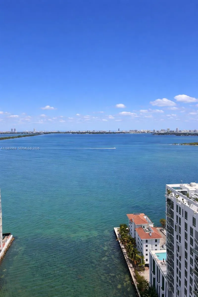 460 NE 28th St #2807 Miami, FL 33137