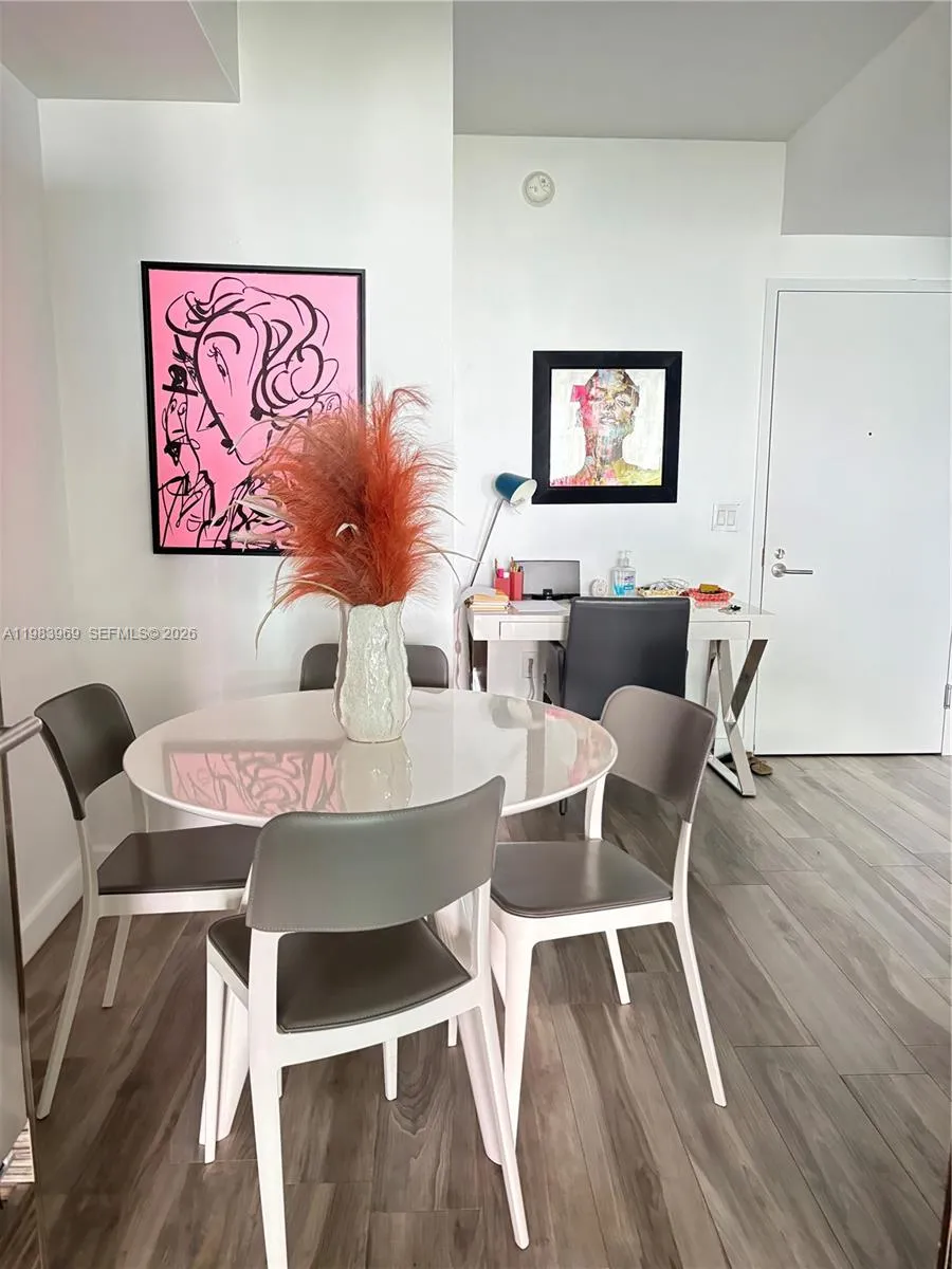 460 NE 28th St #2807 Miami, FL 33137