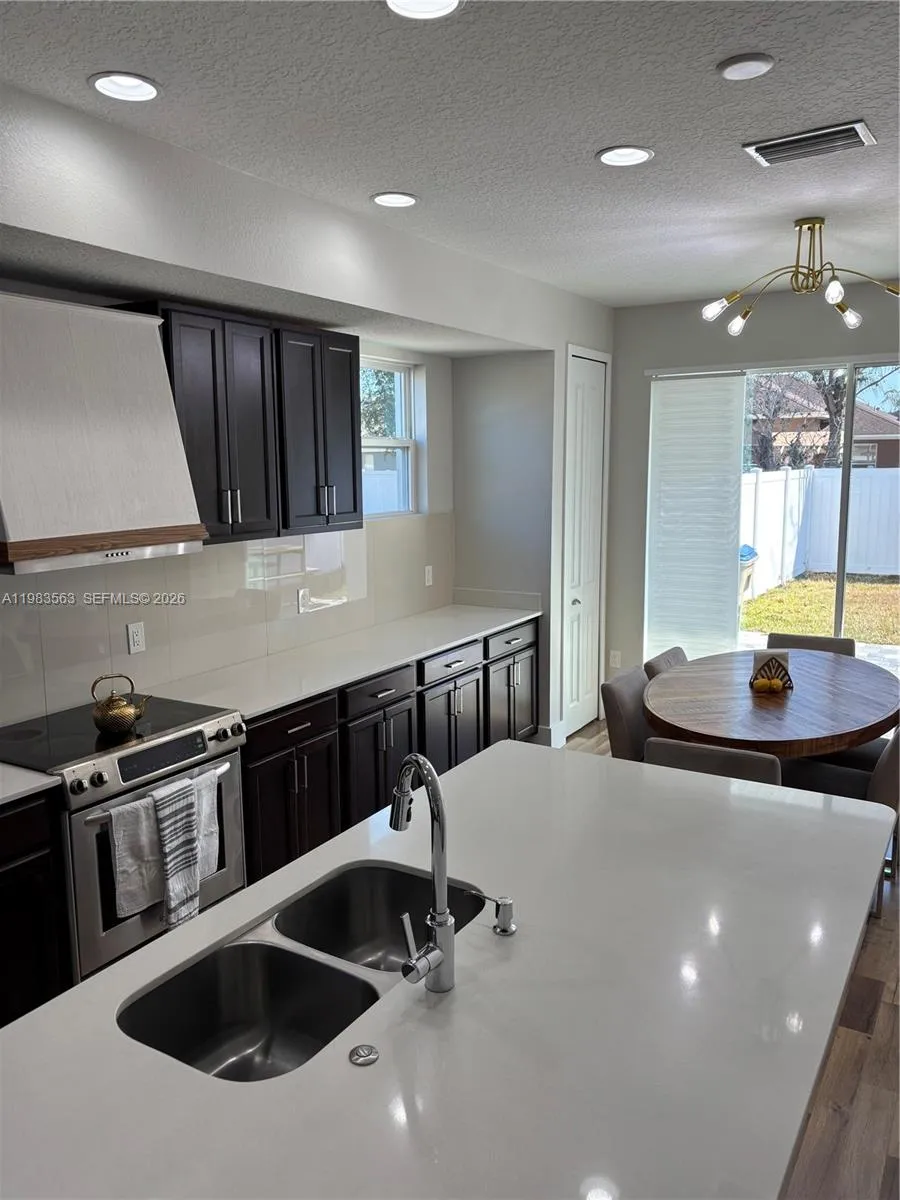 1001 LA MIRADA Kissimmee, FL 34744