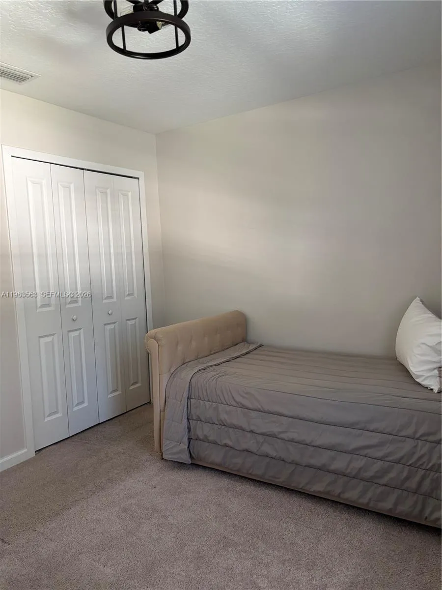 1001 LA MIRADA Kissimmee, FL 34744