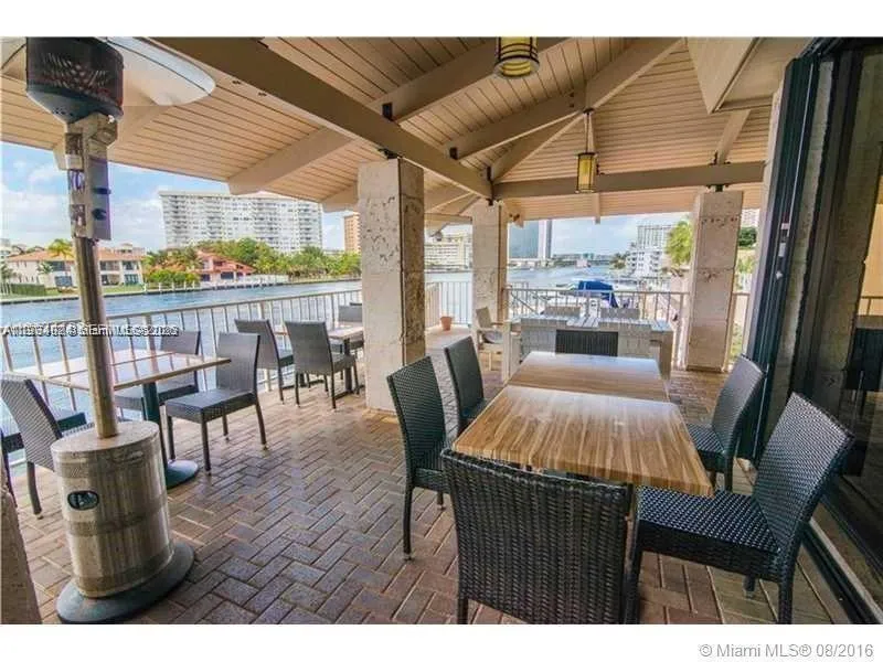 1985 S Ocean Dr #21K Hallandale Beach, FL 33009