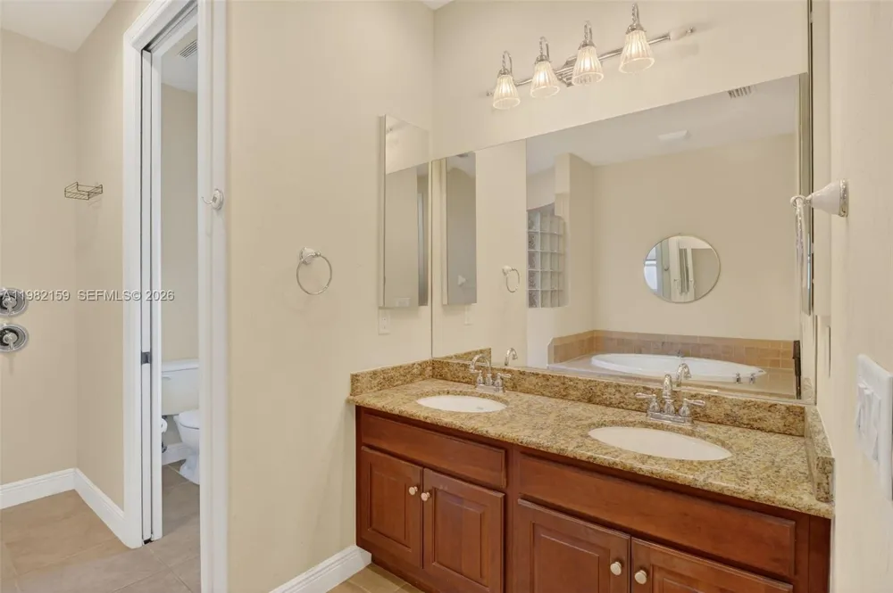 1414 NE 2nd Ter Cape Coral, FL 33909
