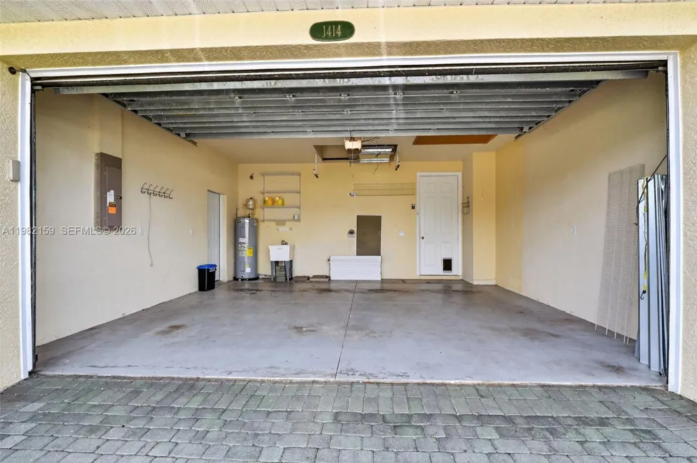 1414 NE 2nd Ter Cape Coral, FL 33909