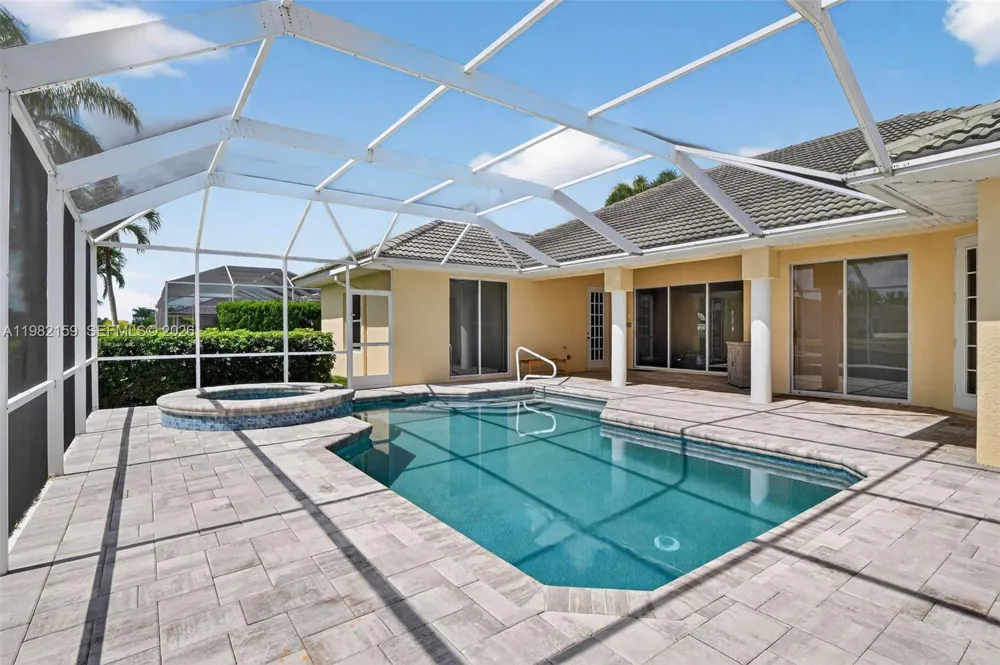 1414 NE 2nd Ter Cape Coral, FL 33909