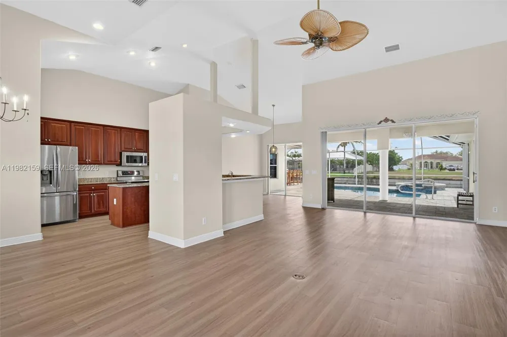 1414 NE 2nd Ter Cape Coral, FL 33909