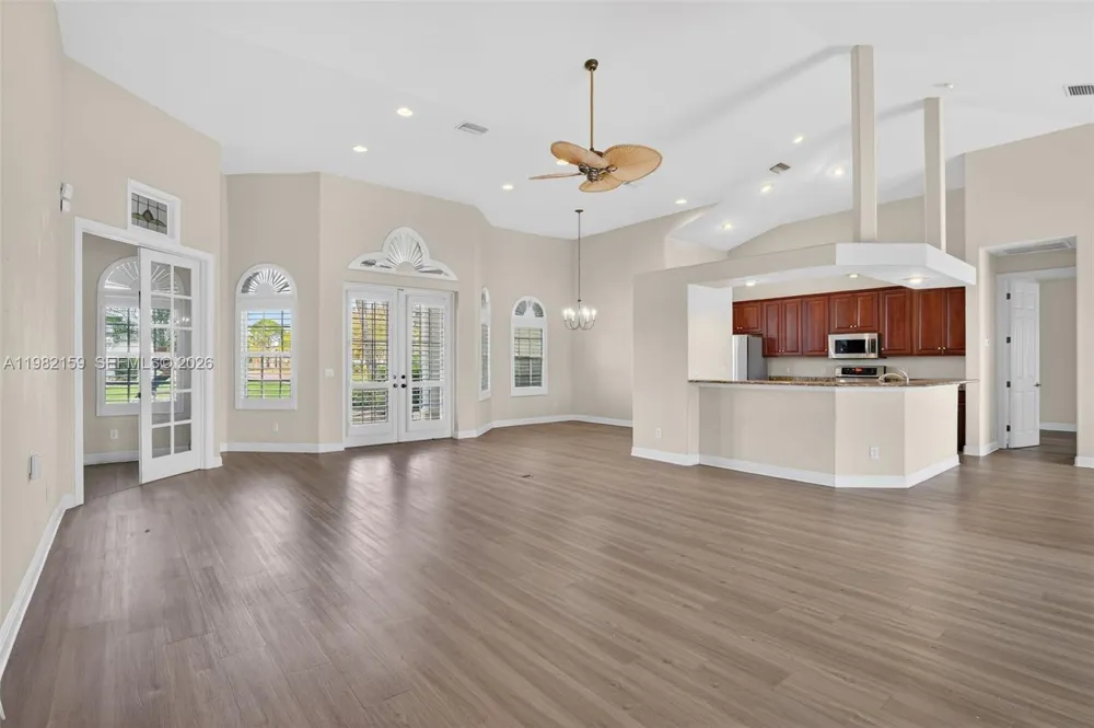 1414 NE 2nd Ter Cape Coral, FL 33909