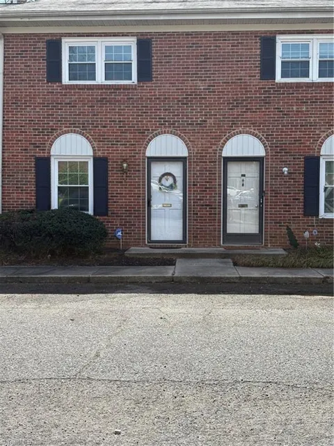 224 Northpoint Avenue #E