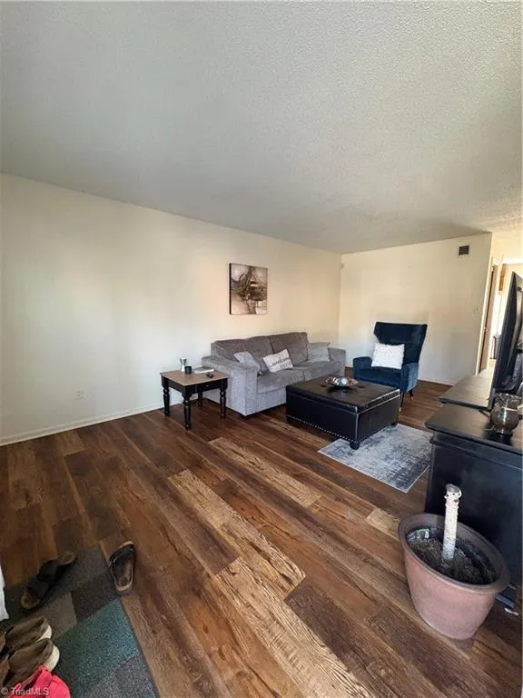 224 Northpoint Avenue #E High Point, NC 27262