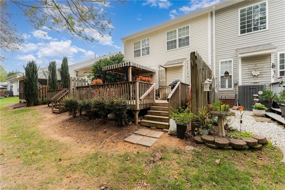 215 Channel Cove Court Jamestown, NC 27282