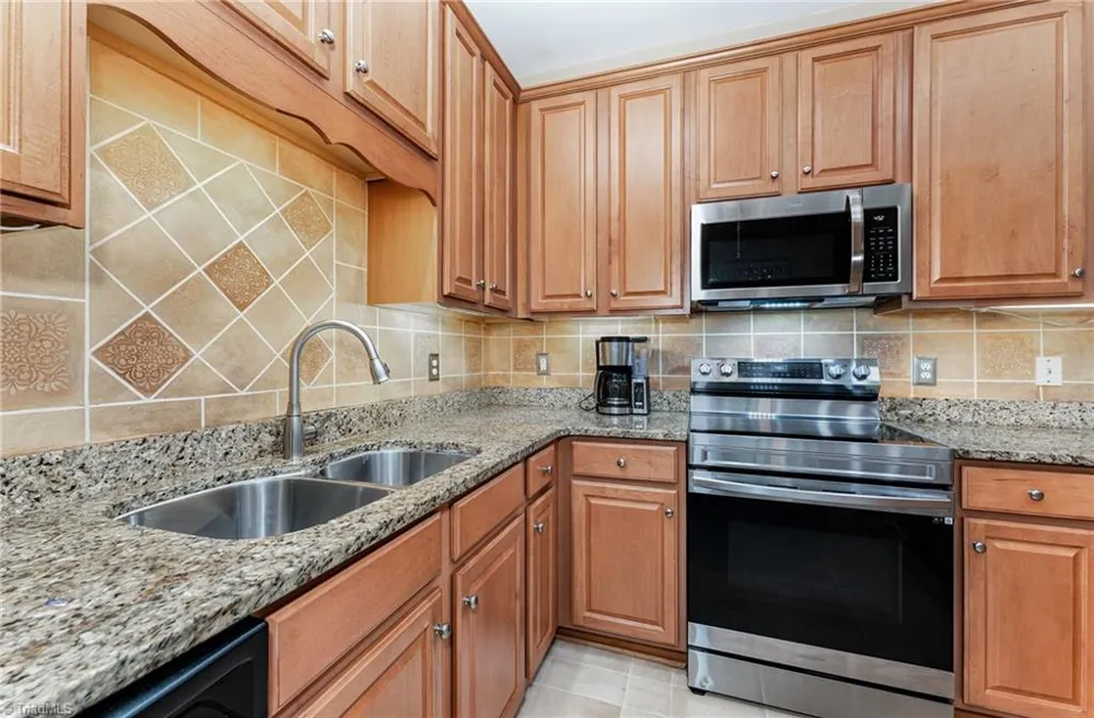 215 Channel Cove Court Jamestown, NC 27282