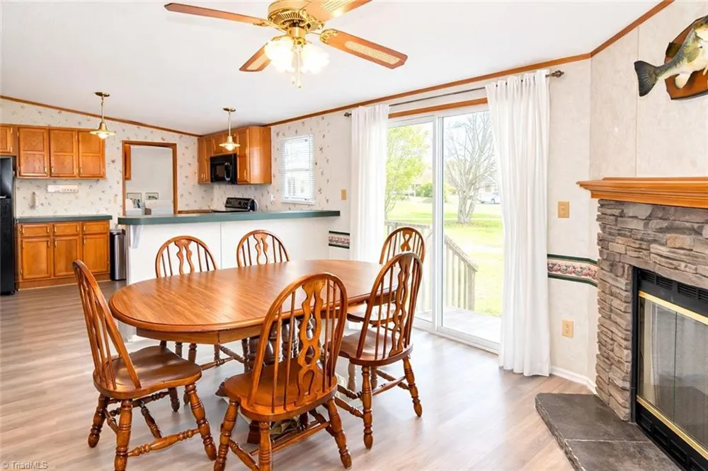 5600 Bunch Road Oak Ridge, NC 27310