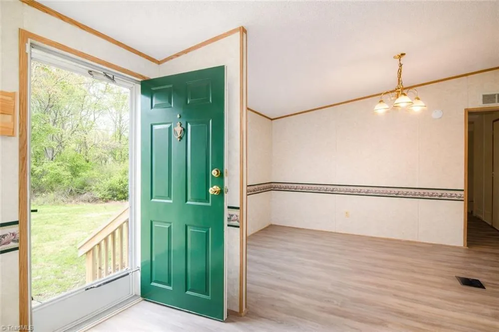 5600 Bunch Road Oak Ridge, NC 27310
