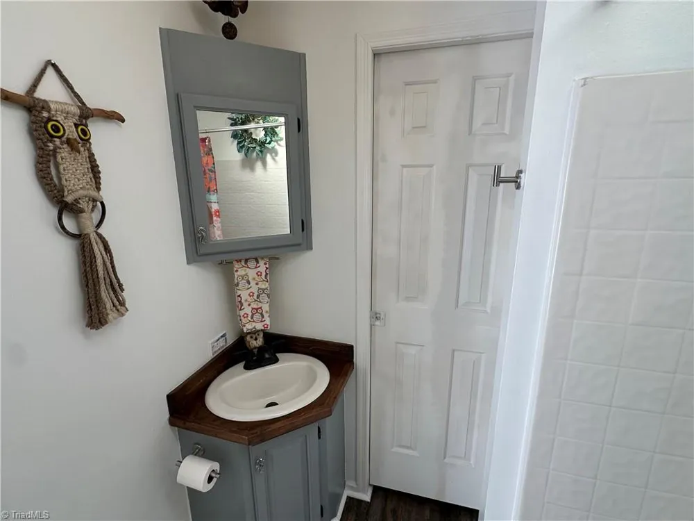 166 Eagle Drive New London, NC 28127