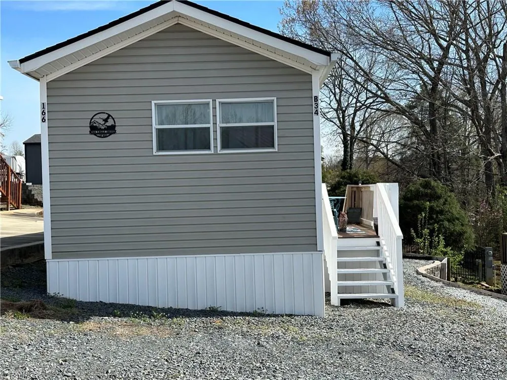 166 Eagle Drive New London, NC 28127