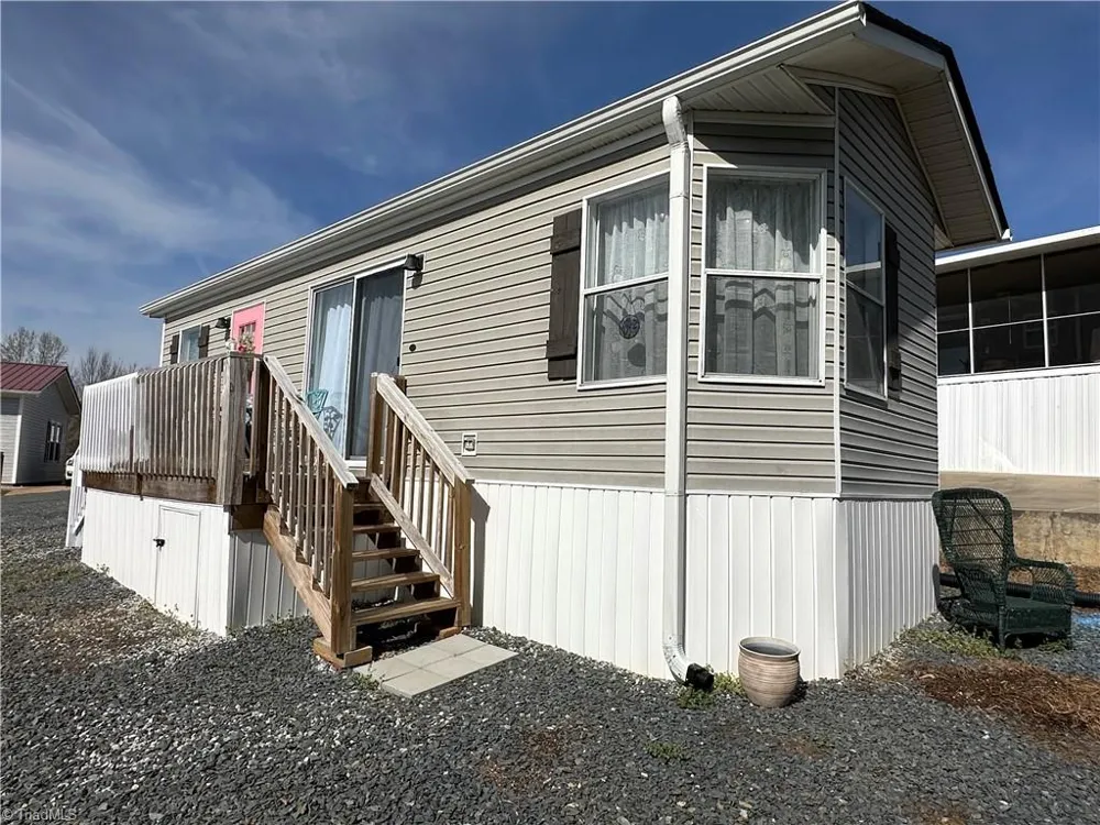 166 Eagle Drive New London, NC 28127