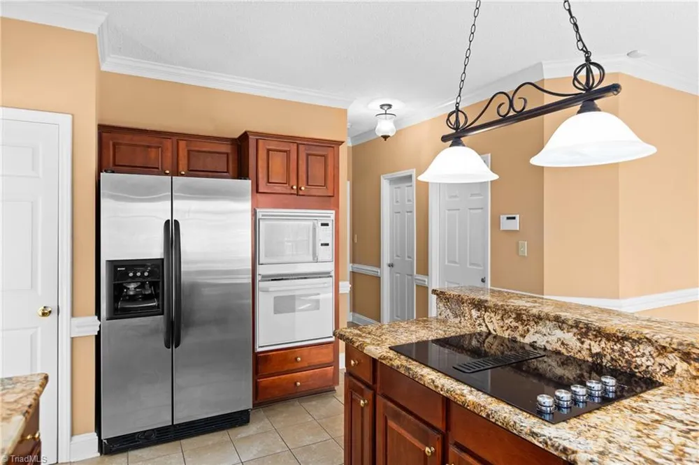 3204 Peninsula Drive Jamestown, NC 27282