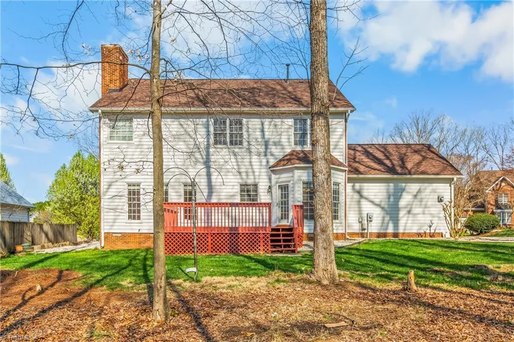 3204 Peninsula Drive Jamestown, NC 27282
