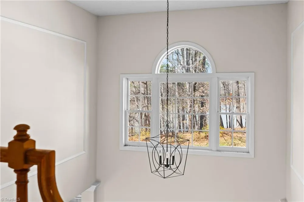 3204 Peninsula Drive Jamestown, NC 27282
