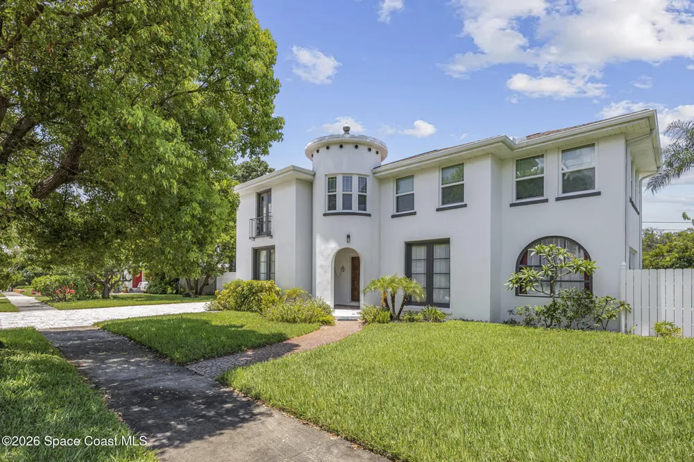 130 Valencia Road
