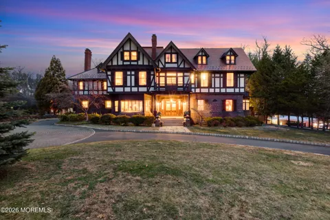 90 Gregory Avenue