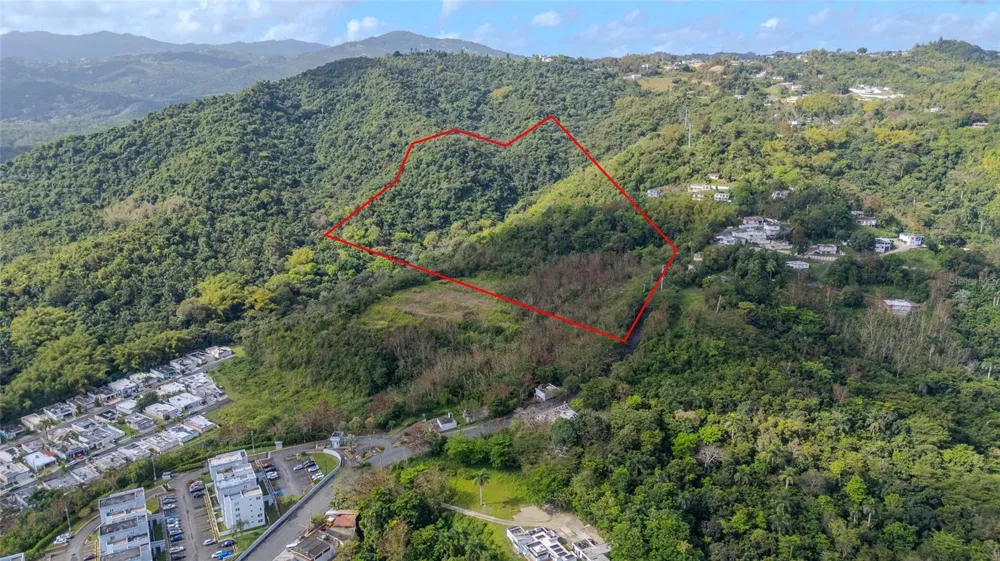 PR 7784 Km 1.0 TURABO Caguas, PR 00725