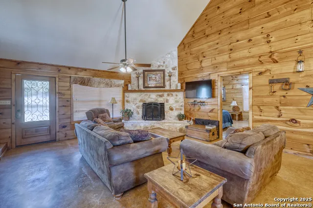 38 mountain laurel Concan, TX 78838