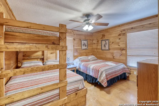 38 mountain laurel Concan, TX 78838
