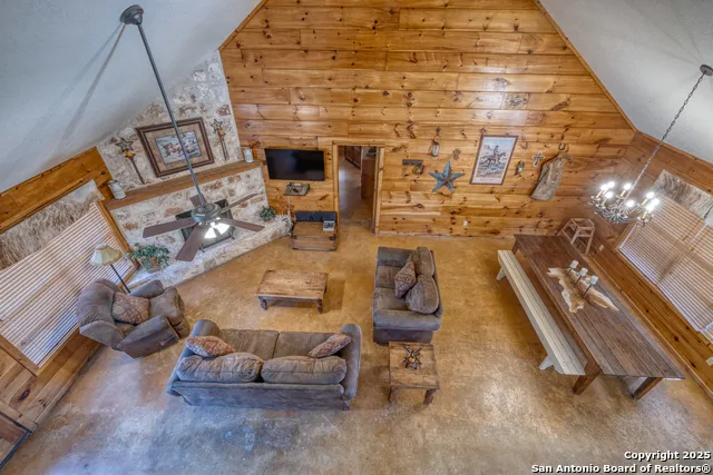 38 mountain laurel Concan, TX 78838
