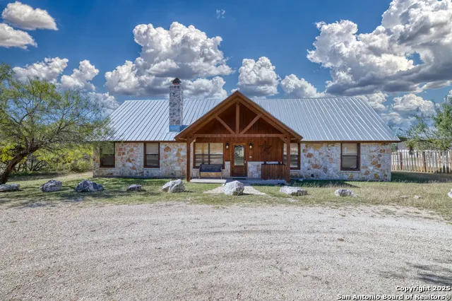 38 mountain laurel Concan, TX 78838