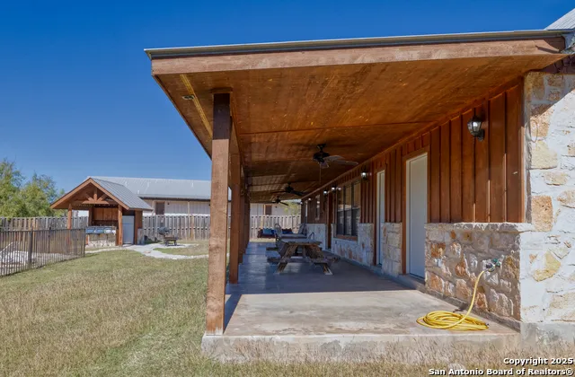 38 mountain laurel Concan, TX 78838
